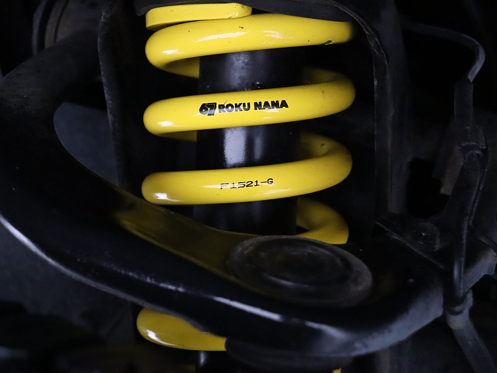 新品FLEXオリジナル2インチアップコイル装備！」