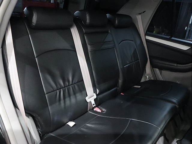 2列目シートもシートカバー装備！