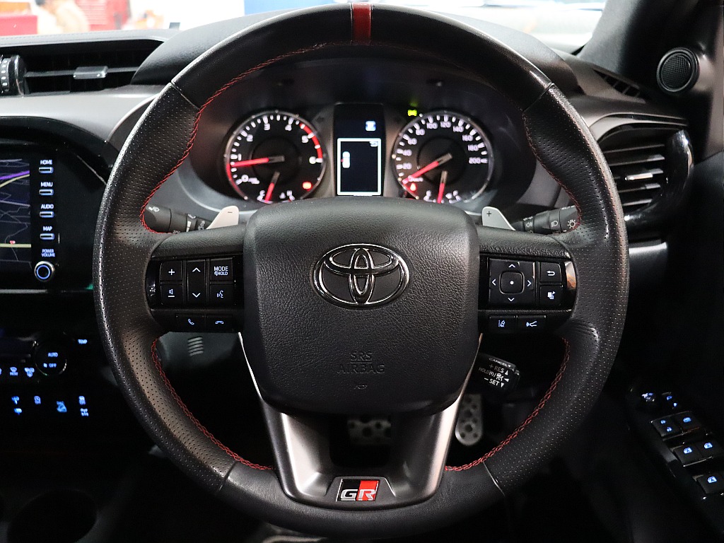 GR専用ステアリング！