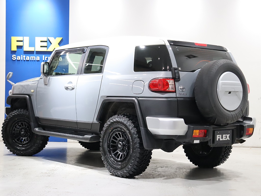 希少カラーのセメントグレー！