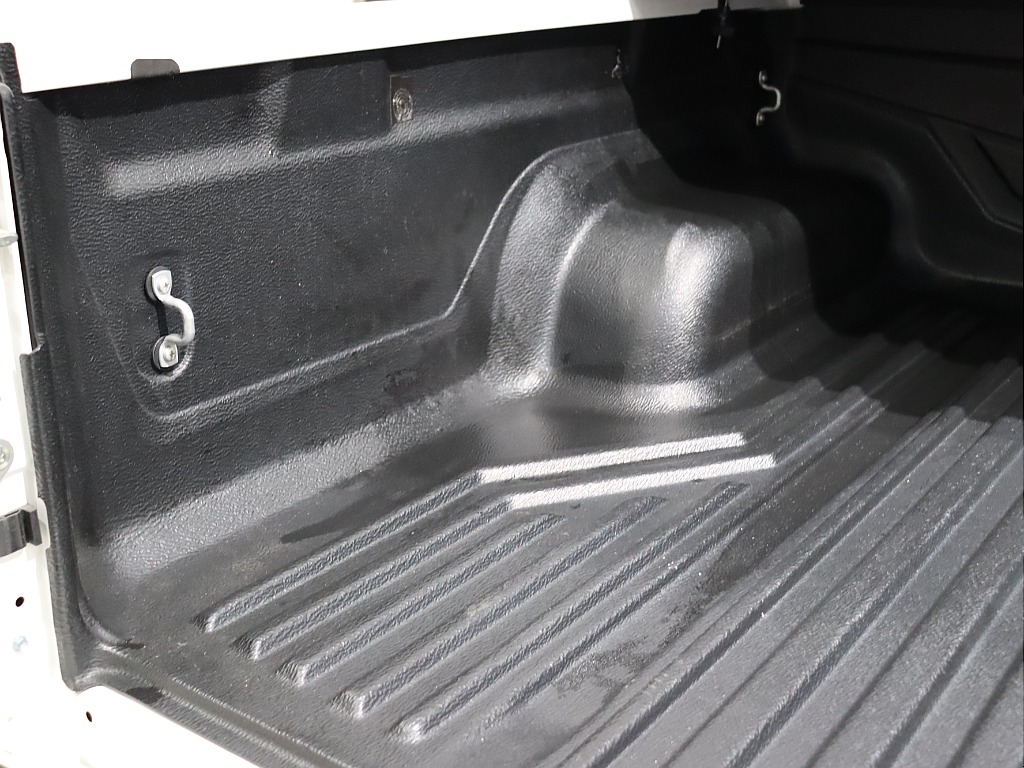 純正ベッドライナー装備！