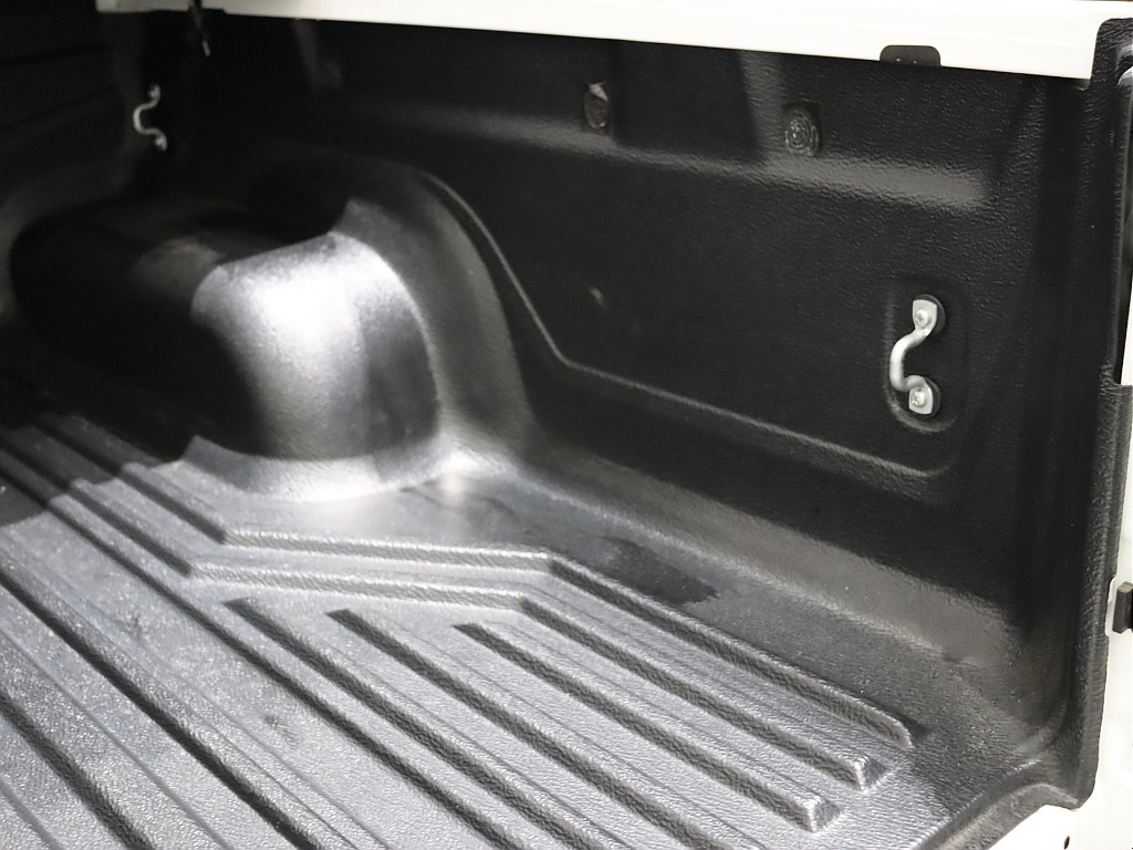 純正ベッドライナー装備！