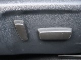 運転席はパワーシート！