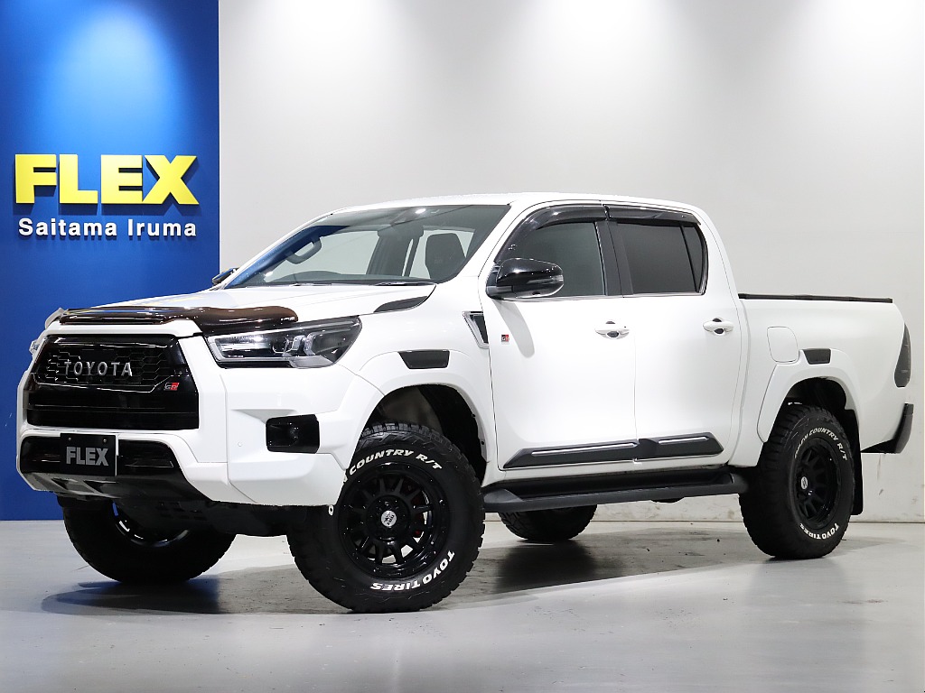 派手すぎないカスタムがカッコいい！！ハイラックスGR-Sが新入庫♪