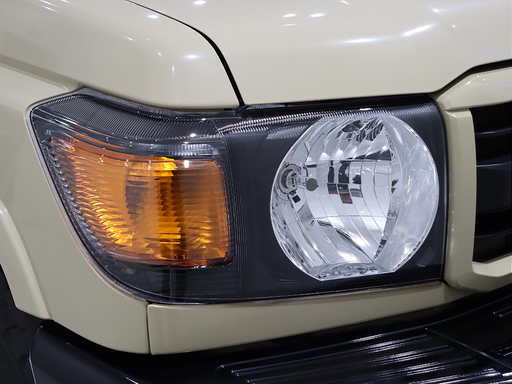 70th記念インナーブラックヘッドライト！