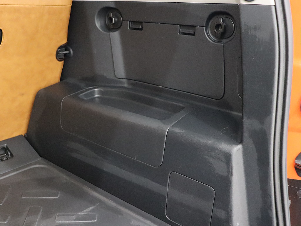 ラゲッジ内張の状態も良好です！