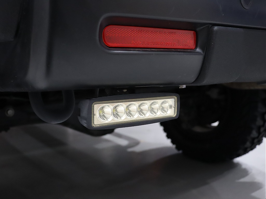 新品バックランプ移設キット装備！