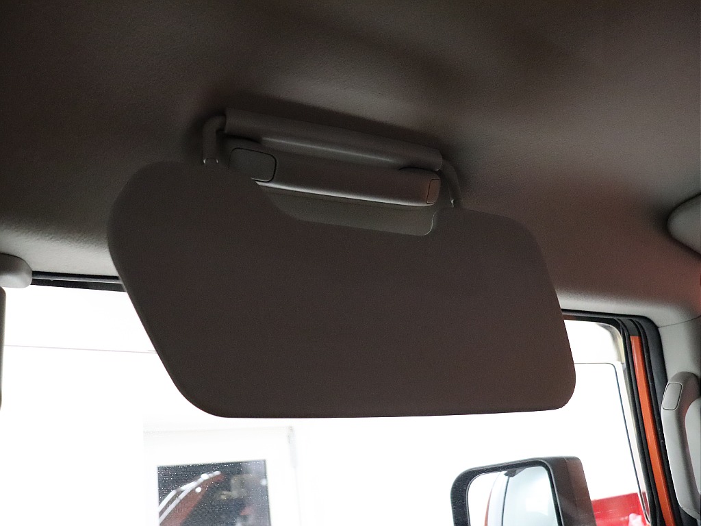 サイドバイザー！