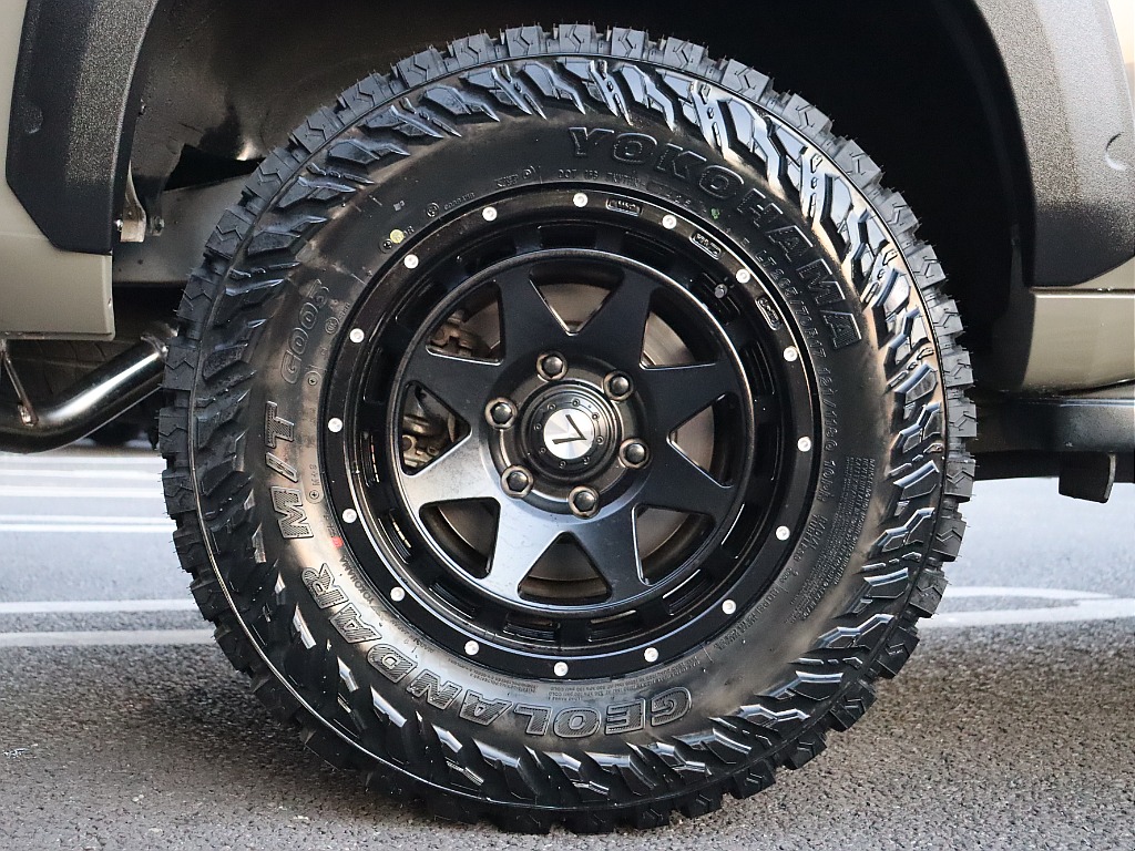 新品レオウィング17インチアルミホイール＆新品YOKOHAMA GEOLANDER　MTタイヤのコンビネーション！