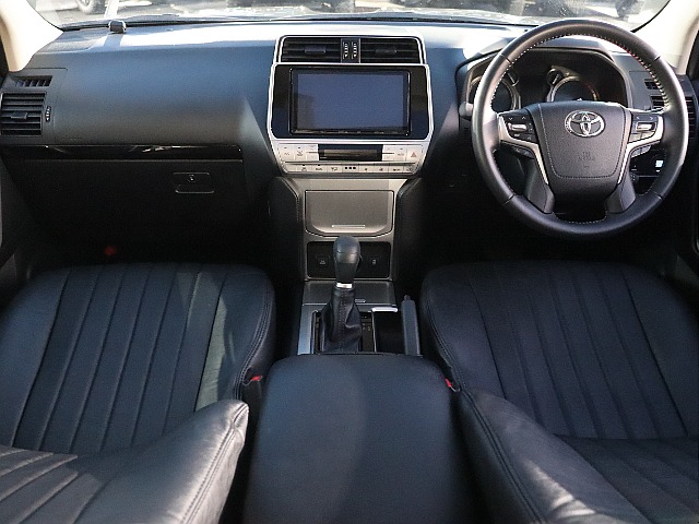 遊び心溢れるインパネ周り！