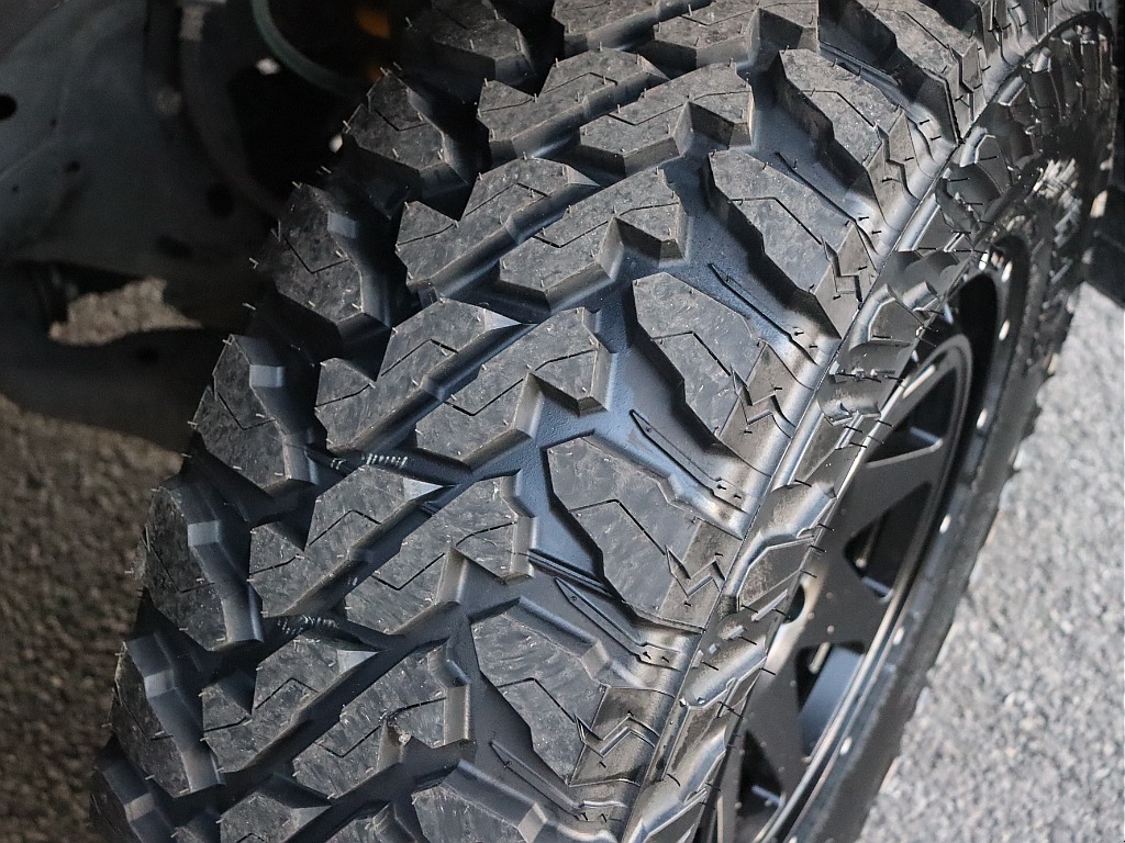 タイヤ溝も良好です！