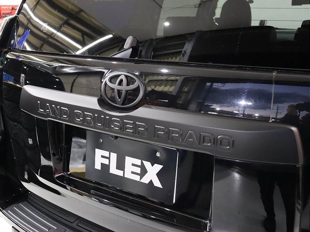 リアガーニッシュ！マットブラック仕様！