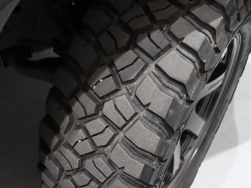 タイヤ溝も良好です！