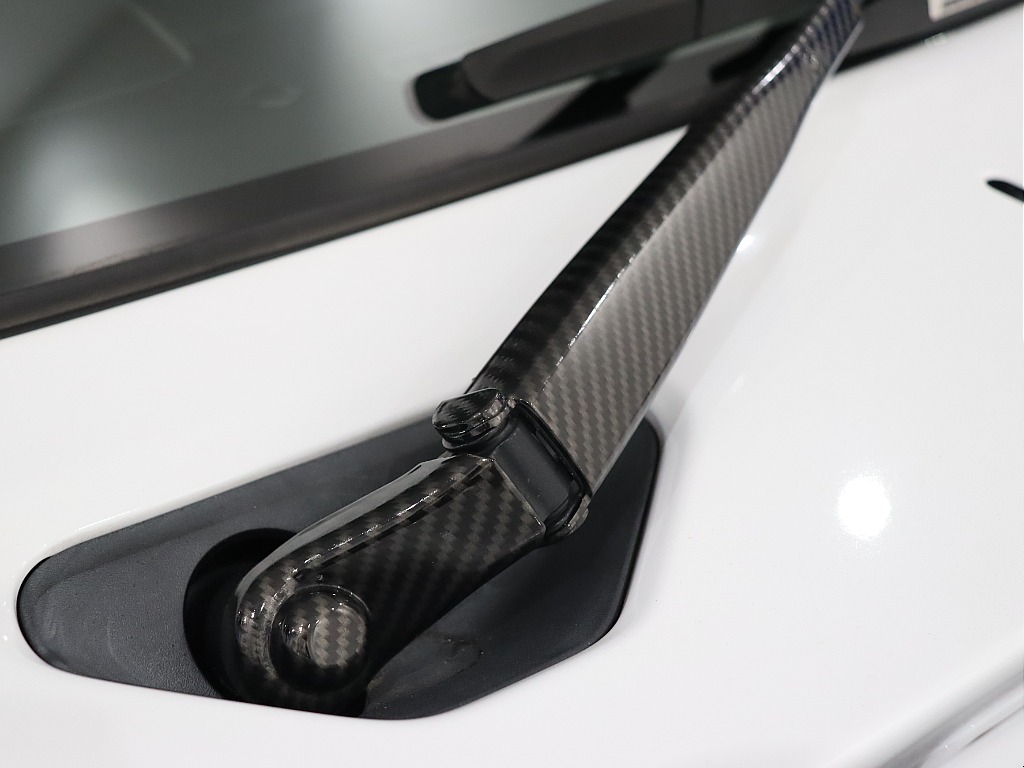 カーボン調ワイパーカバー！