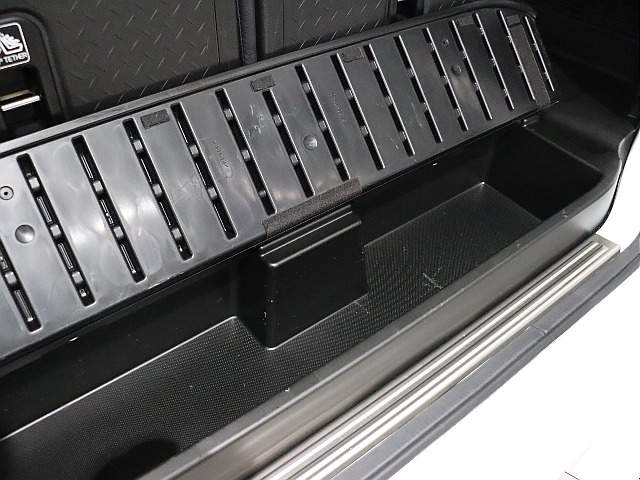 ラゲッジ収納！