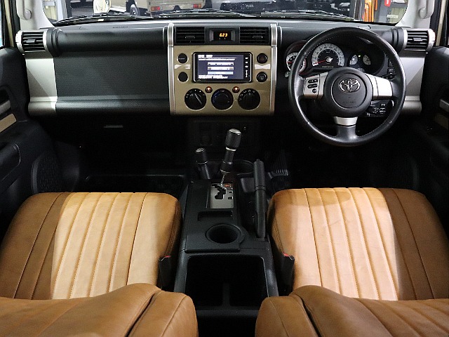 遊び心あるインパネ廻り！