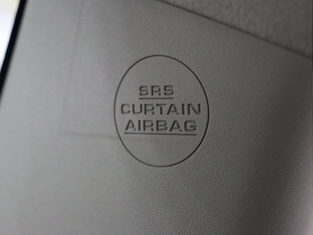 SRSカーテンエアバッグ！