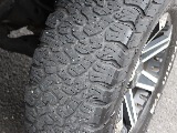 タイヤ溝もまだ残っております！