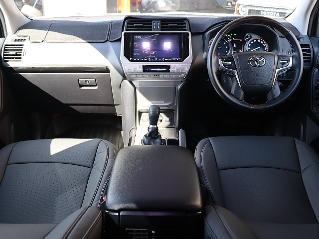 遊び心溢れるインパネ周り！