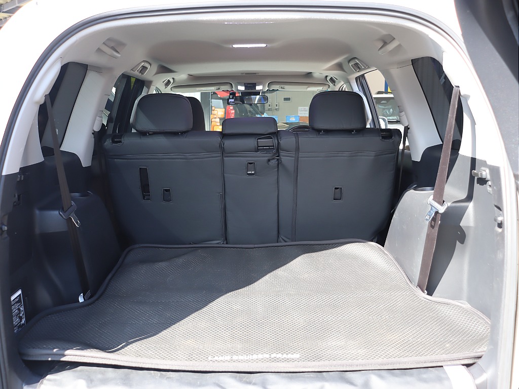 広々としたラゲッジスペースをお使いいただけます！