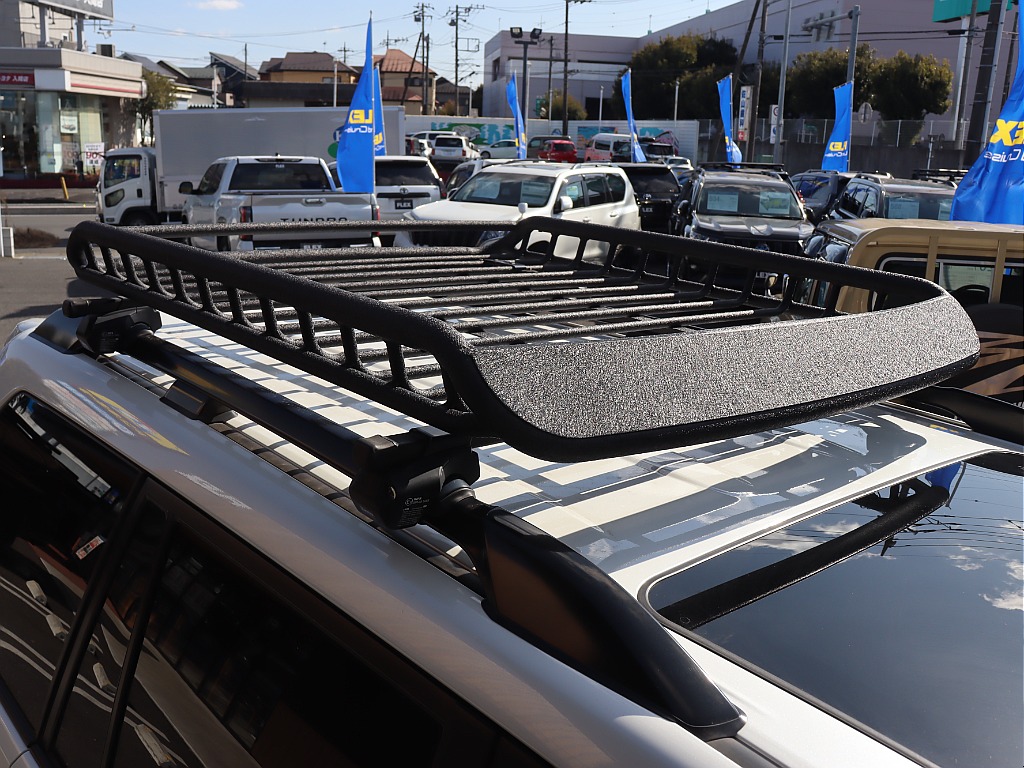 社外ルーフラック装備！
