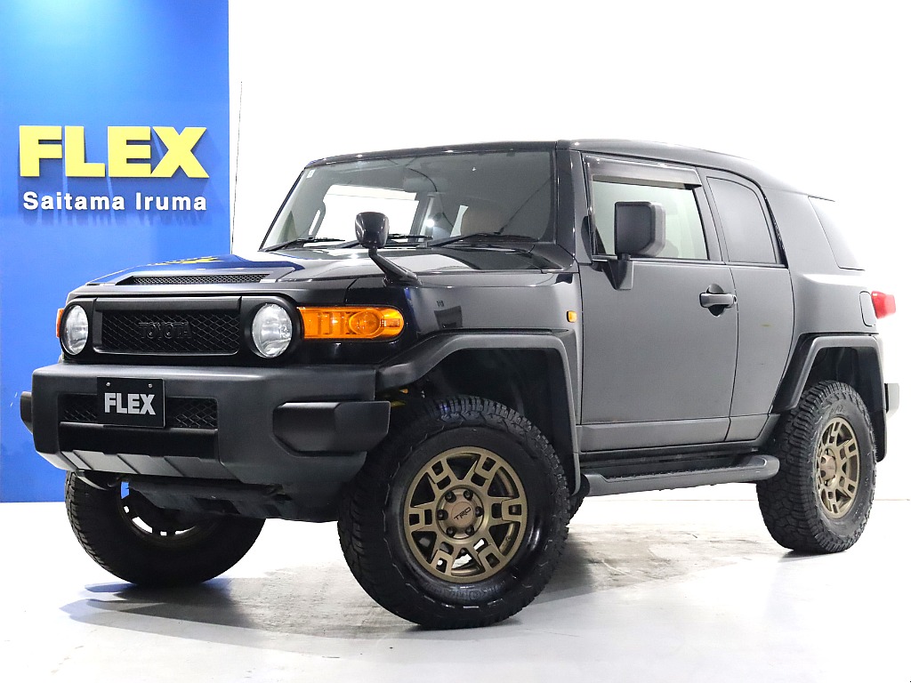 【新入庫！】ルーフブラックのカッコいいFJクルーザーが入庫！！