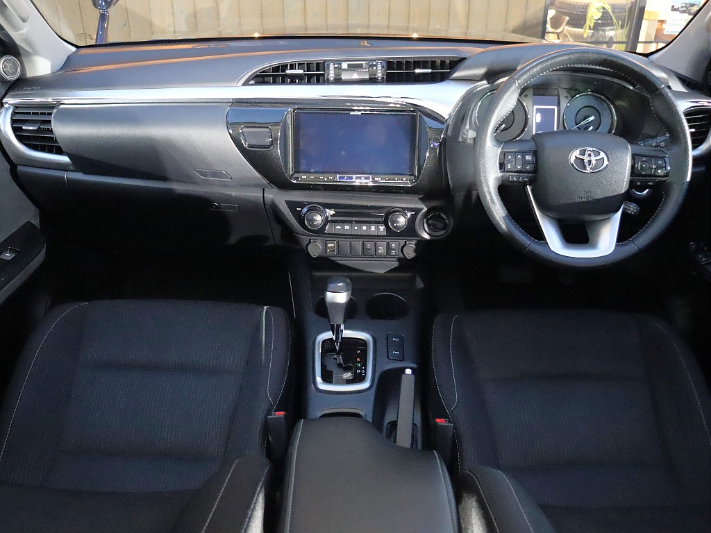 遊び心溢れるインパネ周り！