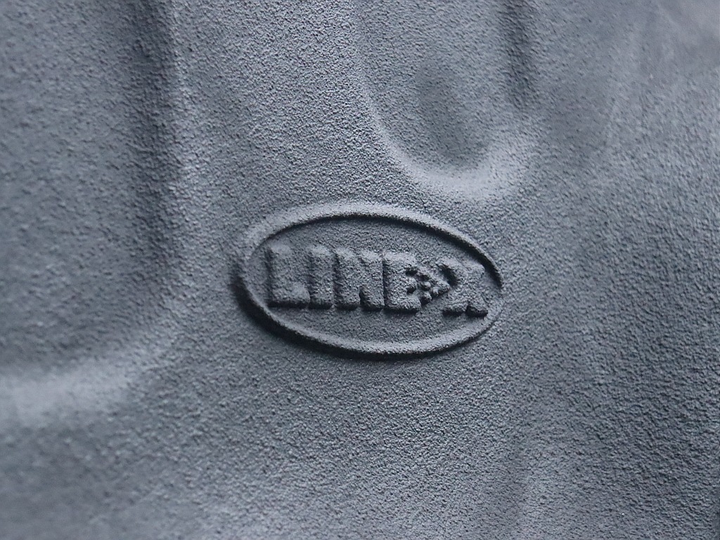 荷室LINE-X施工！