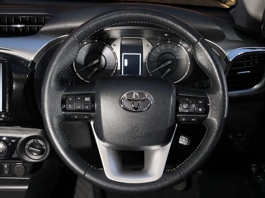 純正ステアリング！