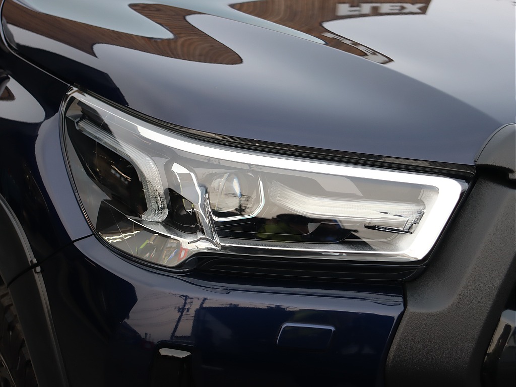 LEDヘッドライト！