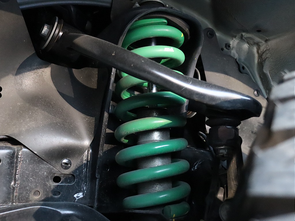 前後リフトアップ済み車両となります！