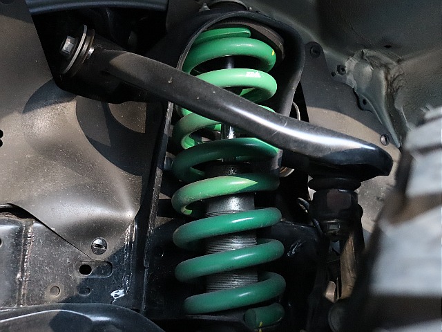 前後リフトアップ済み車両となります！