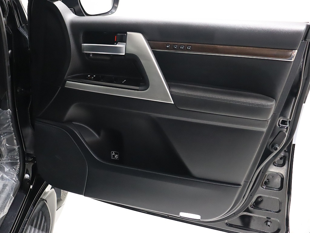 ドア内張の状態も良好です！