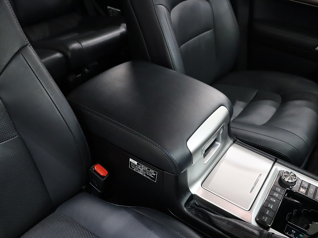 コンソールボックス！