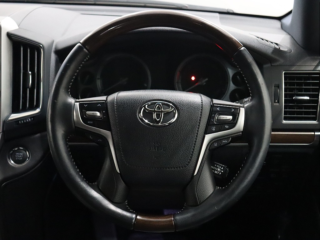 純正本革ステアリング！