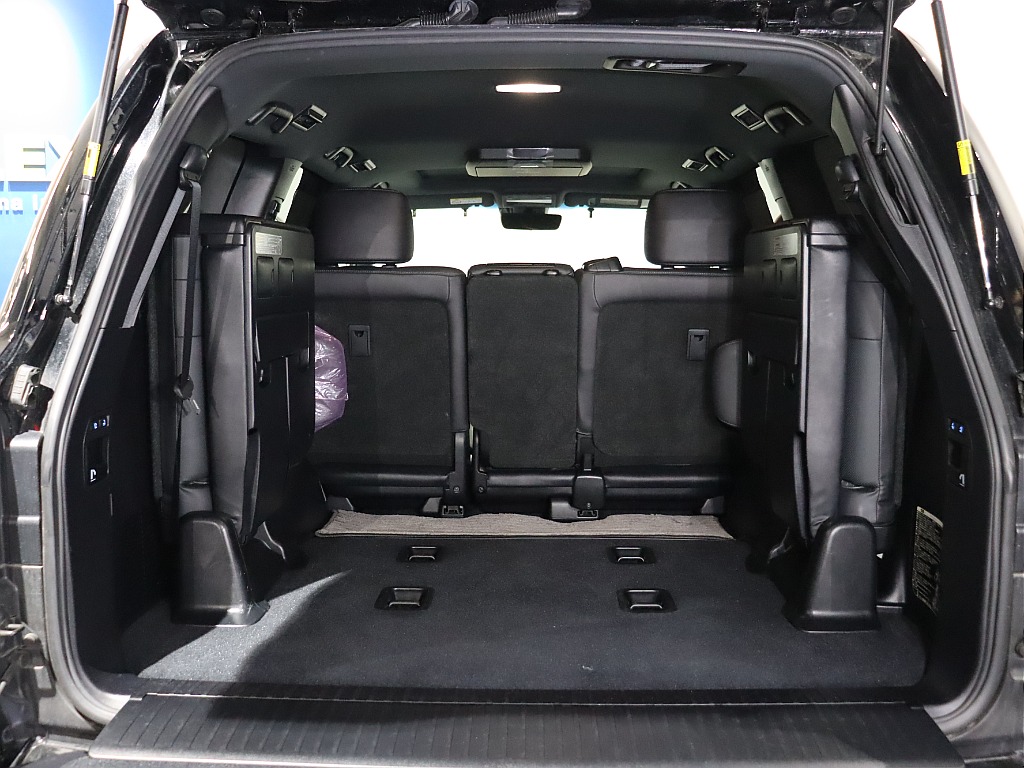 広々としたラゲッジスペースをお使いいただけます！