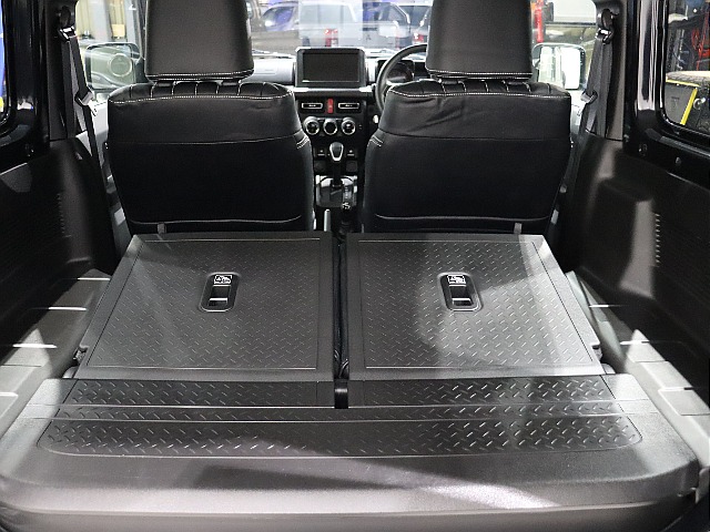 2列目を倒せば広々してます！