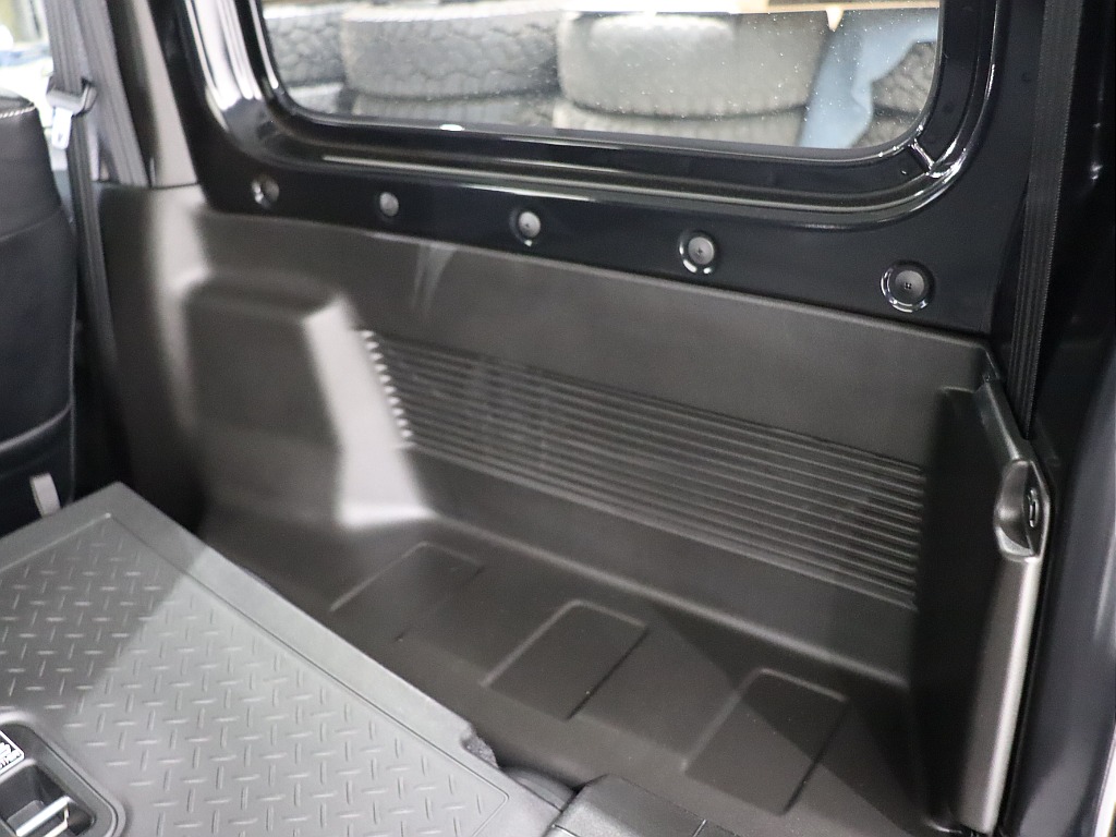 ラゲッジ内張り！