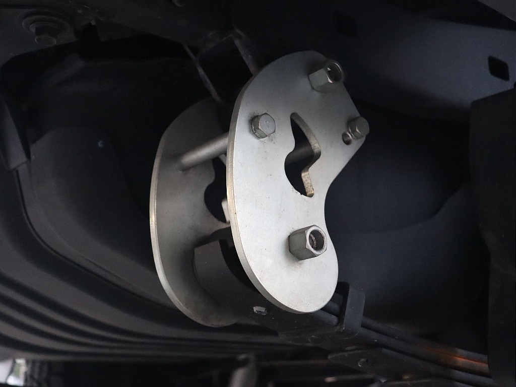 シャックルも変わっております♪