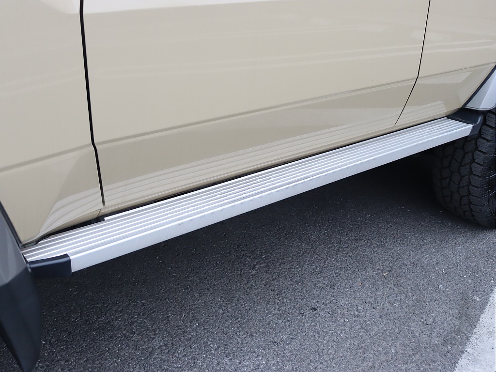 サイドステップの状態も良好です！