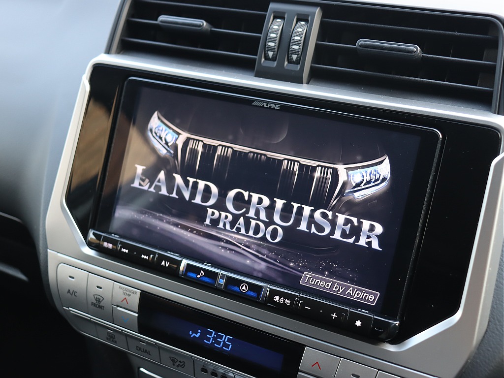 大人気のアルパインBIGX9インチナビ装着！