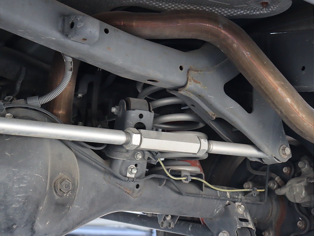 ラテラルロッド！