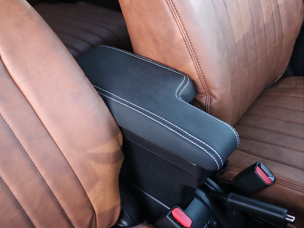 社外アームレスト！