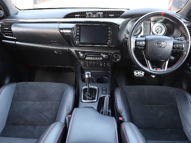 遊び心溢れるインパネ周り！