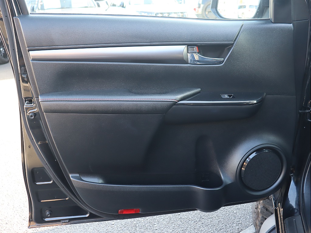 各内張りの状態も良好です！