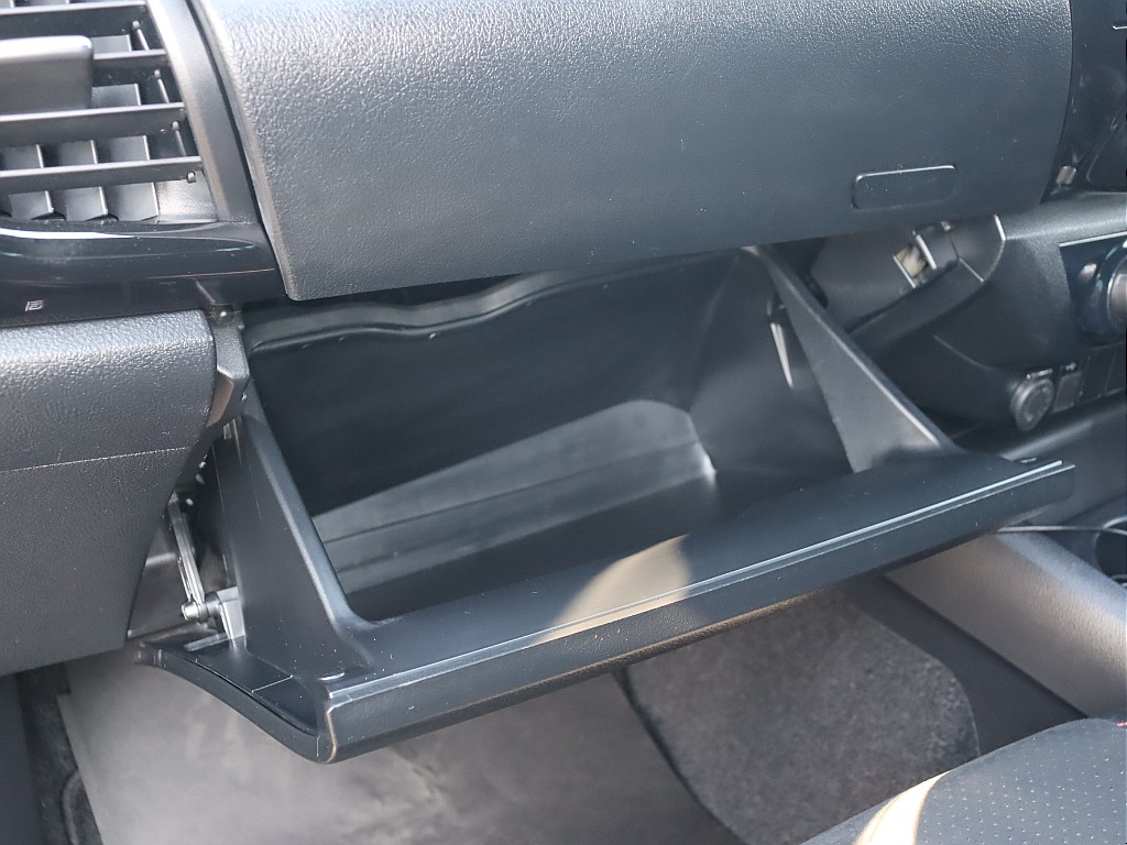 グローブボックス！