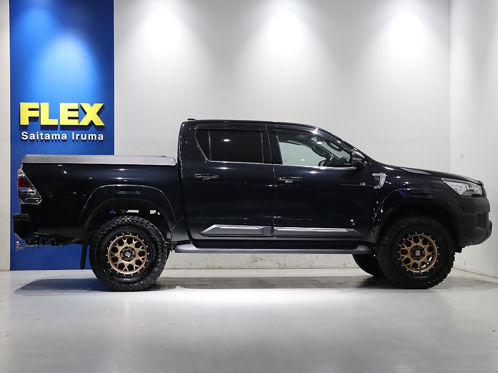 フロントリフトアップ済み車両となります！