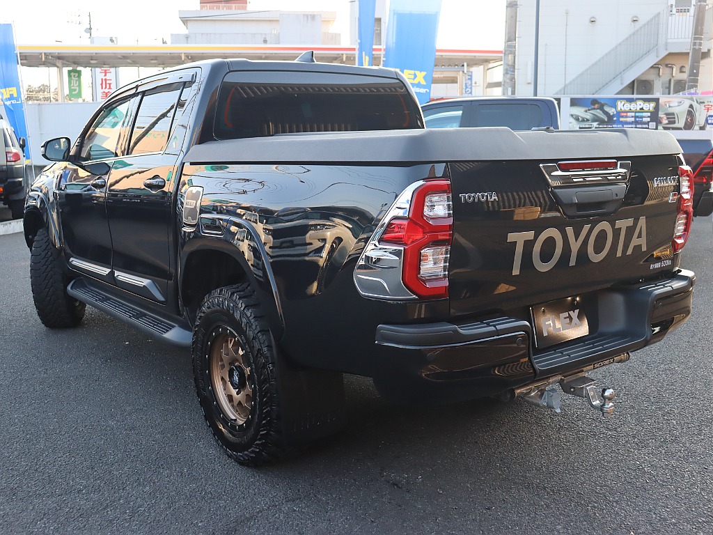 純正ハードトノカバー装備！