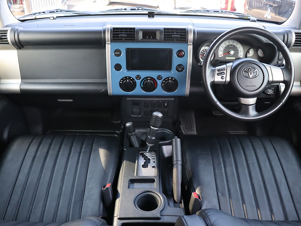 遊び心溢れるインパネ廻り！