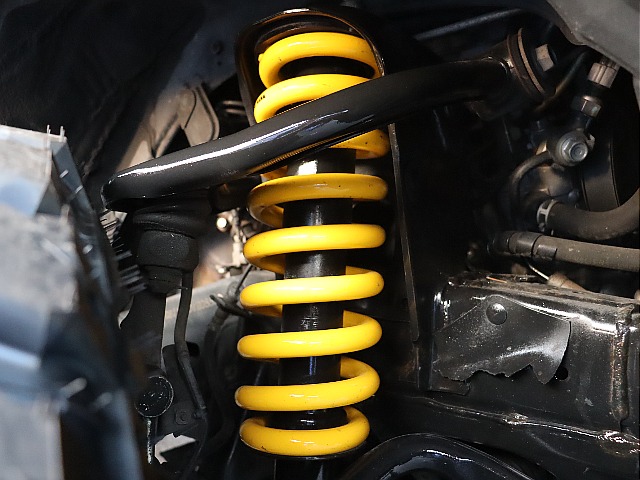 67ROKUNANAコイルで2インチリフトアップ！